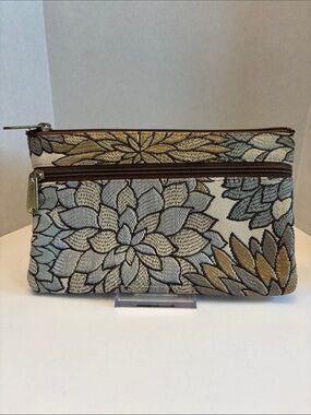 Danny K VINTAGE Floral Tapestry Zip Clutch in Blue & Gold 8” x 5”
